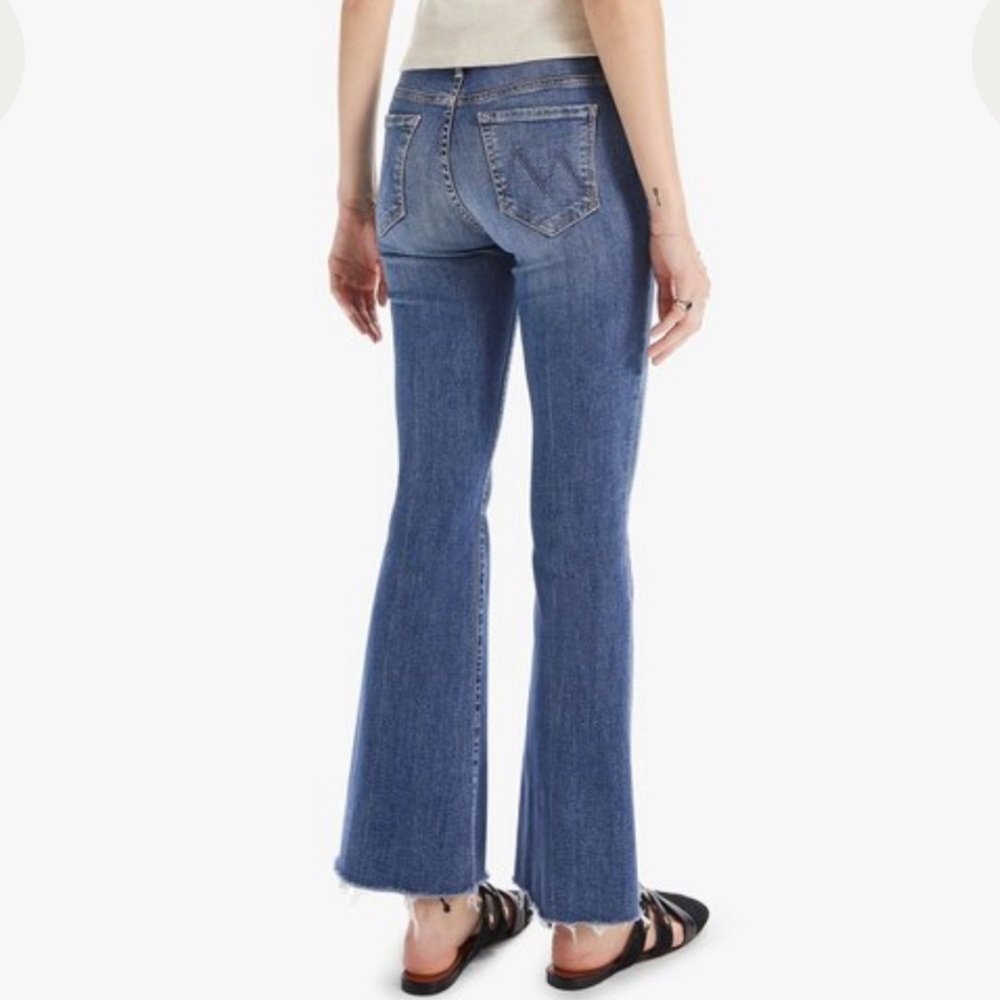 MOTHER The Weekend Fray Jeans 'Walking on Coals' Wash - Picture 2 of 9